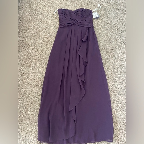 David’s Bridal Strapless Bridesmaids Dress in Wisteria Purple 2 - Picture 2 of 8